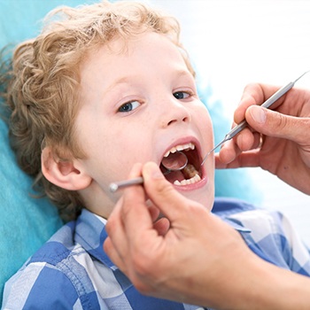 Boy seeing dentist in Hampton